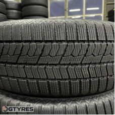215/60 R16 TOYO OBSERVE GIZ2 2020 (646T40325)