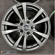 STVTZ  R17 5x114.3 7JJ ET40 (667D40325)
