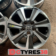 TOYOTA NOAH R16 5X114.3 6JJ ET50 (230D40424)