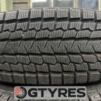 215/70 R16 YOKOHAMA ICE GUARD G075 2022 (410T41024)