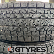 215/70 R16 YOKOHAMA ICE GUARD G075 2018 (26T41024)