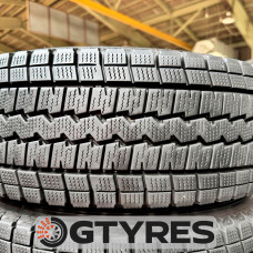 215/70 R15 DUNLOP WINTER MAXX SV01 2018 (228T40724)