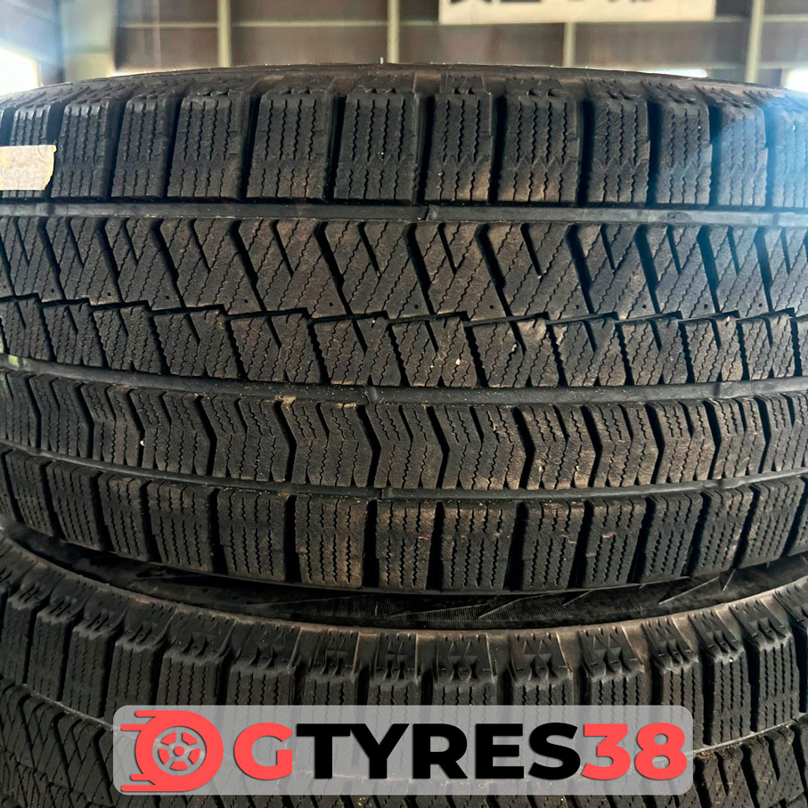 Купить зимняя шина 215/55 R17 BRIDGESTONE BLIZZAK VRX2 2020
